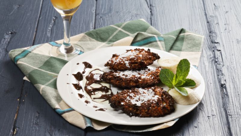 galletas caseras y zumo de fruta galletas caseras y zumo de fruta