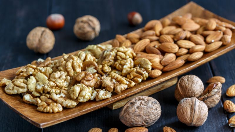 Nueces y almendras - Frutos Secos Reyes